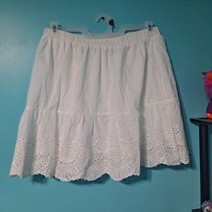 white elastic mini skirt